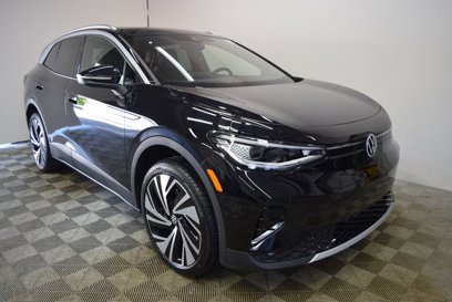 New 2025 Volkswagen ID.4 Pro S Plus