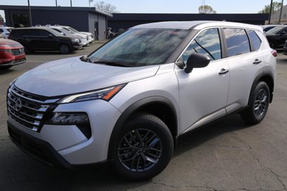New 2025 Nissan Rogue S