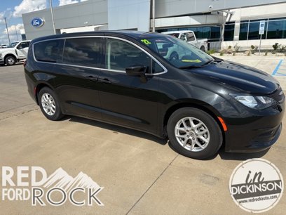 Used 2022 Chrysler Voyager LX