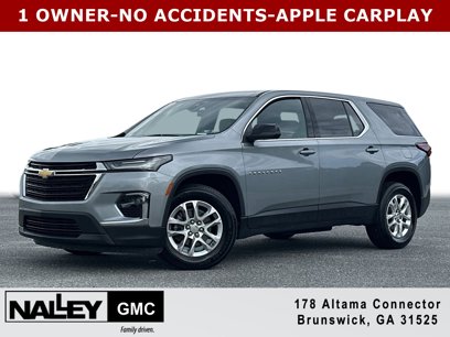 Used 2023 Chevrolet Traverse LS