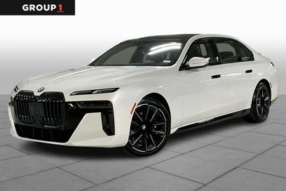 New 2025 BMW 760i xDrive