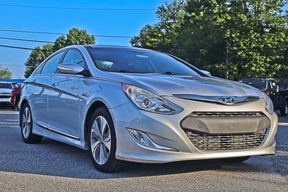 Used 2014 Hyundai Sonata Limited w/ Panoramic Sunroof Package 02