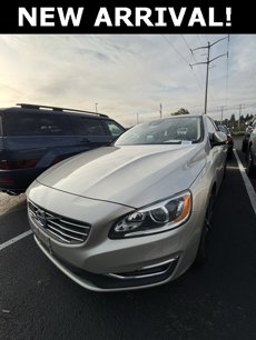 Used 2017 Volvo V60 T5 Platinum w/ Climate Package