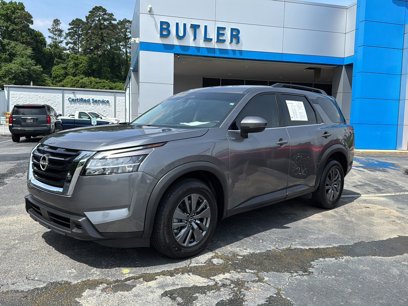 Used 2022 Nissan Pathfinder SV