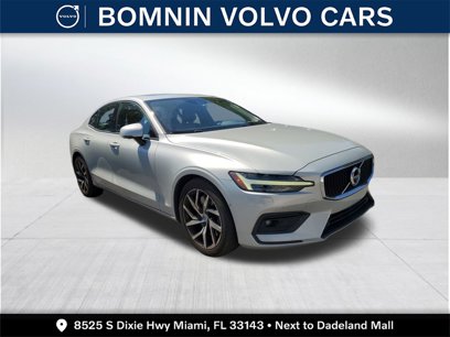 Used 2019 Volvo S60 T6 Momentum w/ Advanced Package