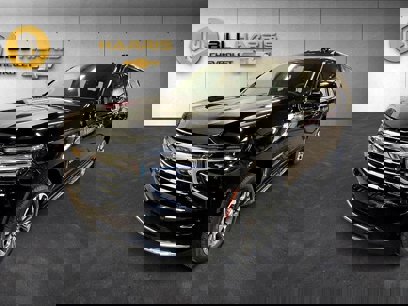 New 2025 Chevrolet Suburban LT w/ Comfort Package