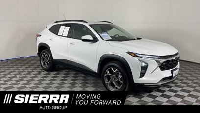 Used 2025 Chevrolet Trax LT