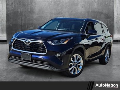 Used 2021 Toyota Highlander Limited