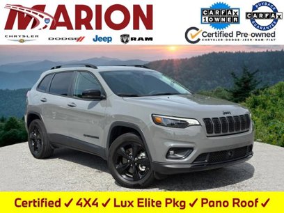 Used 2023 Jeep Cherokee Altitude Lux w/ Lux Elite Package
