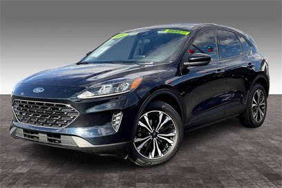 Used 2021 Ford Escape SE w/ SE Sport Appearance Package