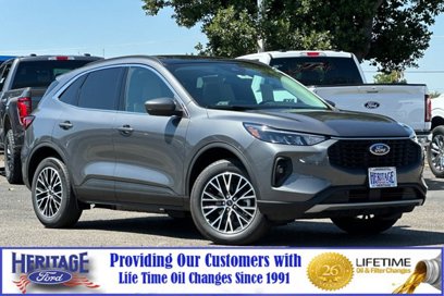 New 2025 Ford Escape SE