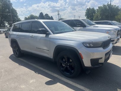 Used 2021 Jeep Grand Cherokee L Laredo