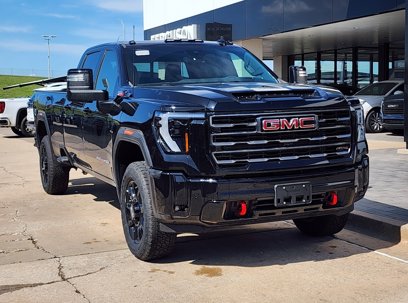 New 2025 GMC Sierra 3500 AT4 w/ Technology Package