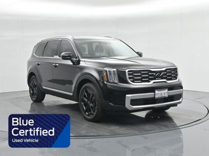 Used 2023 Kia Telluride S w/ S Sunroof Package