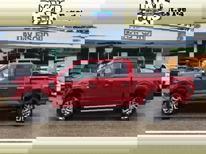 New 2025 Ford F150 XLT w/ Equipment Group 302A MID