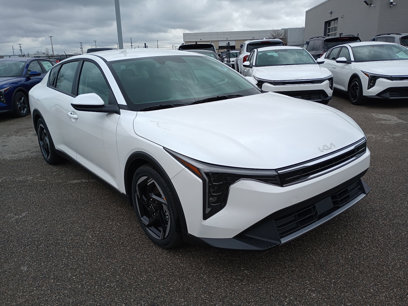 New 2025 Kia K4 EX