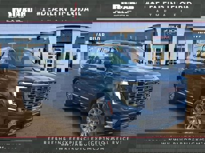 New 2025 GMC Yukon XL Denali w/ Sun & Power Step Package
