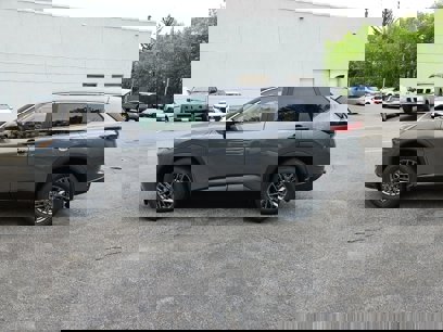 New 2025 Nissan Rogue S