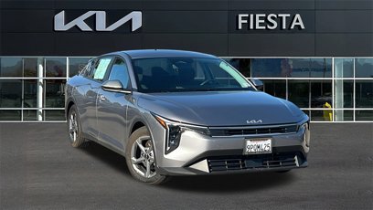 Used 2025 Kia K4 LXS