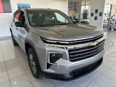 New 2025 Chevrolet Traverse LT