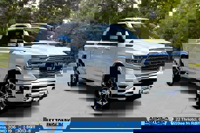 Used 2019 RAM 1500 Limited w/ Body Color Bumper Group