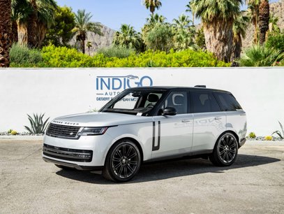 New 2025 Land Rover Range Rover SE
