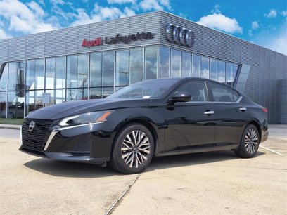 Used 2023 Nissan Altima 2.5 SV