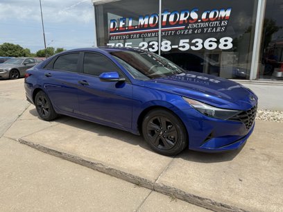 Used 2021 Hyundai Elantra SEL w/ Convenience Package