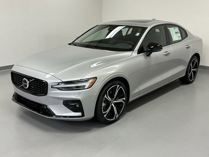 New 2024 Volvo S60 B5 Core w/ Climate Package