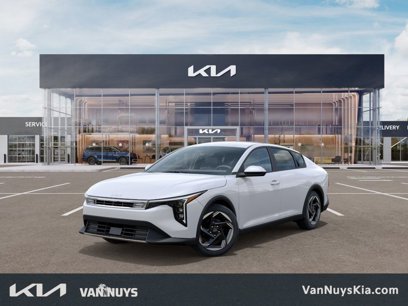 New 2025 Kia K4 EX