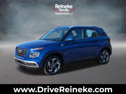 Used 2023 Hyundai Venue Limited w/ Cargo Package