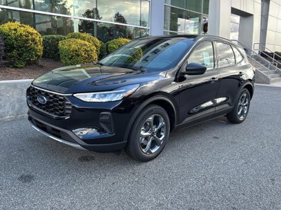 New 2025 Ford Escape ST-Line w/ Cold Weather Package