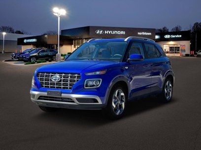 New 2025 Hyundai Venue SEL