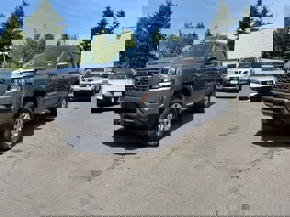 New 2024 Nissan Frontier SV