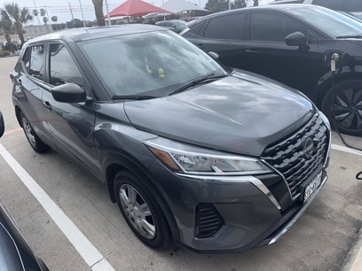 Used 2022 Nissan Kicks S