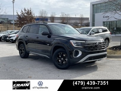 New 2025 Volkswagen Atlas Peak Edition SE