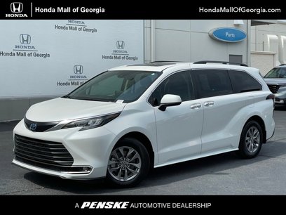 Used 2024 Toyota Sienna XLE