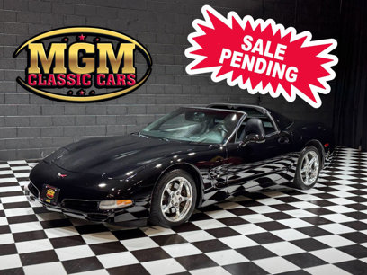 Used 2001 Chevrolet Corvette Coupe w/ Preferred Equipment Group2