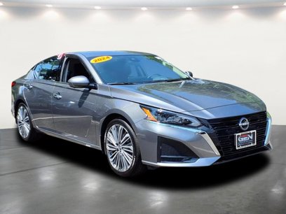 Used 2024 Nissan Altima 2.5 SL