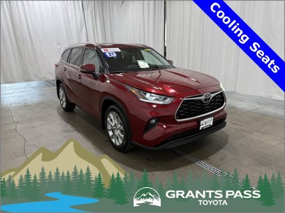 Used 2021 Toyota Highlander Limited