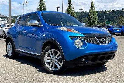 Used 2011 Nissan Juke SL w/ Chrome Pkg