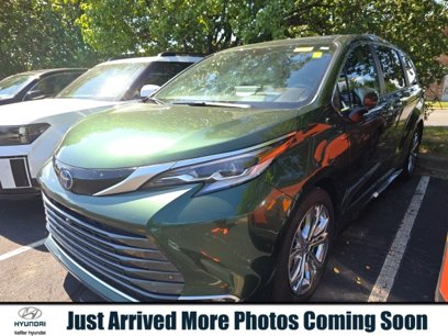 Used 2023 Toyota Sienna Platinum