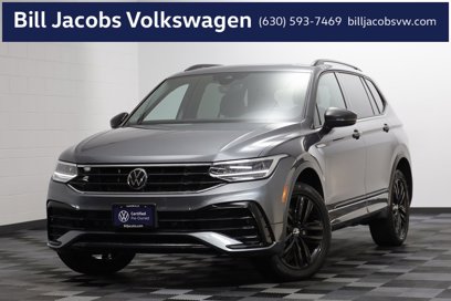 Certified 2022 Volkswagen Tiguan SE R-Line