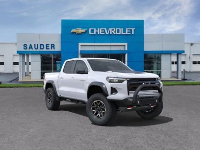 New 2025 Chevrolet Colorado ZR2 w/ Off-Road Front Bumper Package