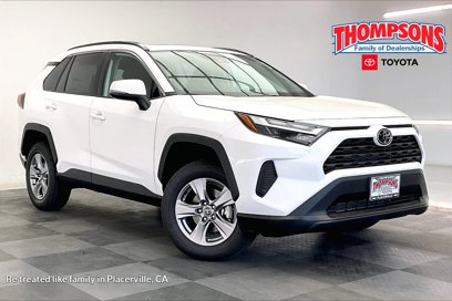 New 2025 Toyota RAV4 XLE