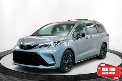 Certified 2023 Toyota Sienna XSE