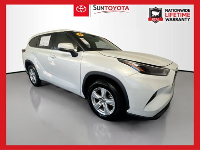 Used 2022 Toyota Highlander LE