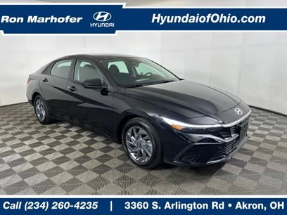 Used 2024 Hyundai Elantra Blue