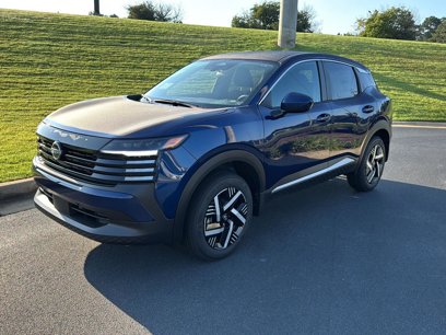 New 2025 Nissan Kicks SV