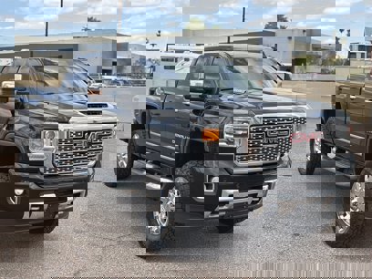 Used 2018 GMC Sierra 2500 Denali w/ Duramax Plus Package